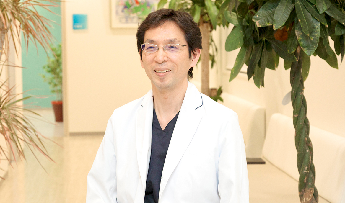 安藤 純哉 院長