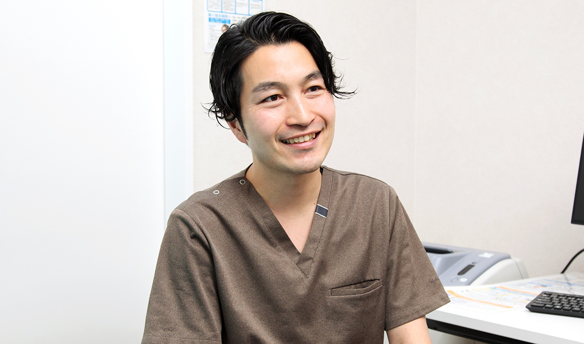 安積 尚杜 院長