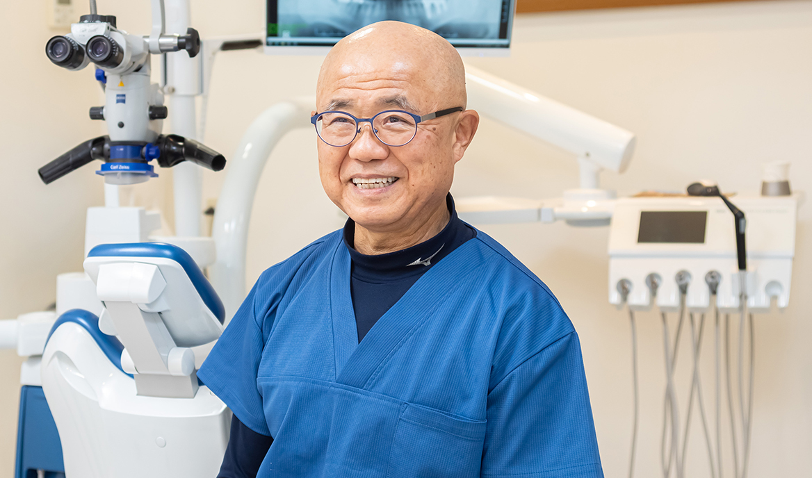 津江 明伸 院長