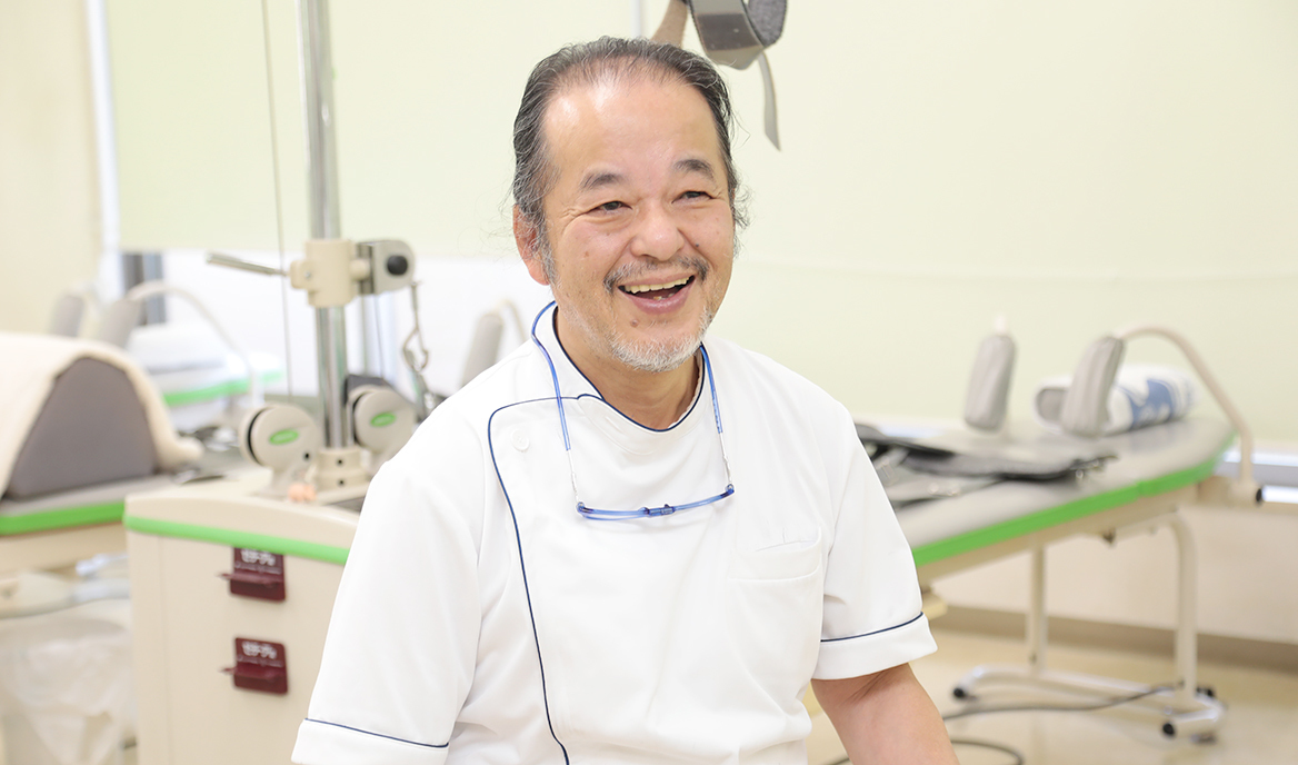 中岡 伸哉 院長