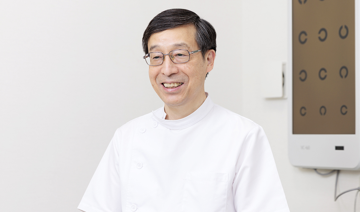 安藤 靖恭 院長