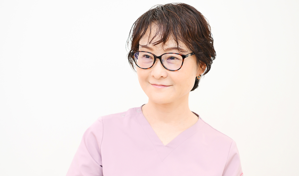 白 英 院長