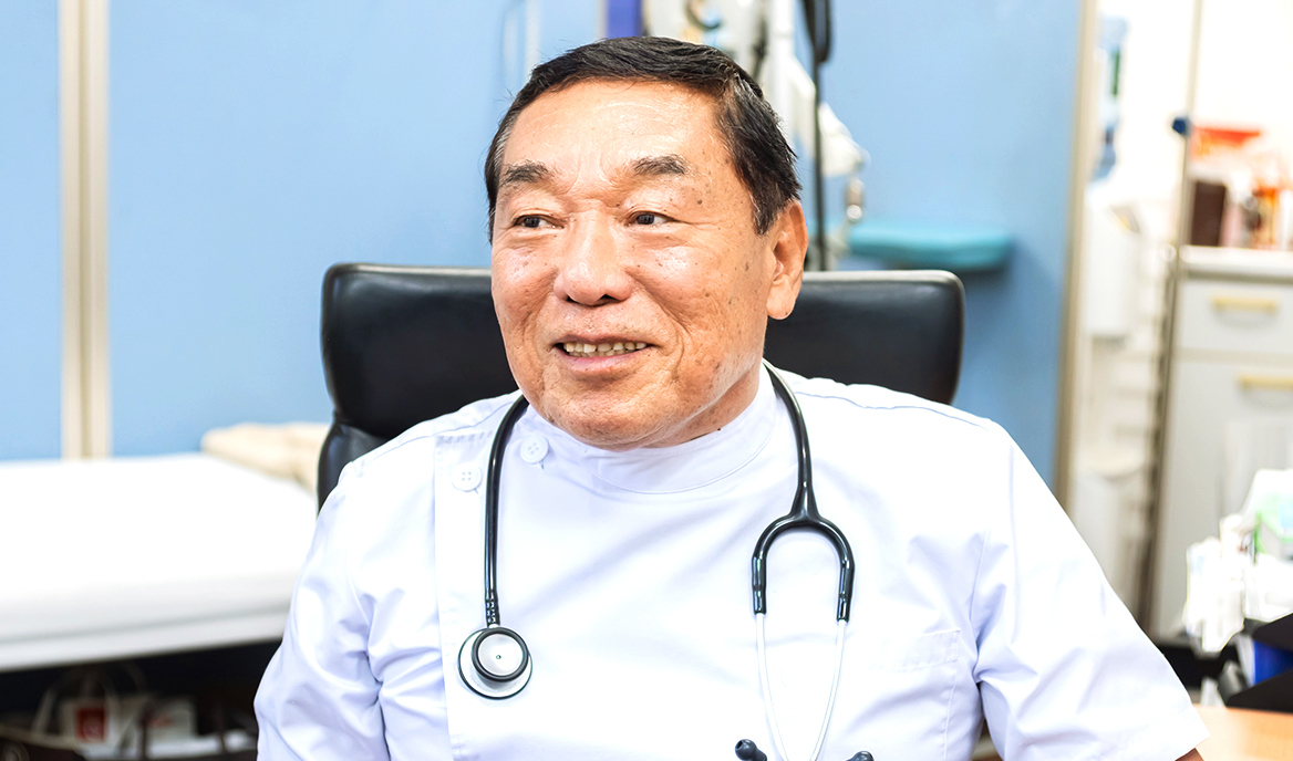 河野 英雄 院長