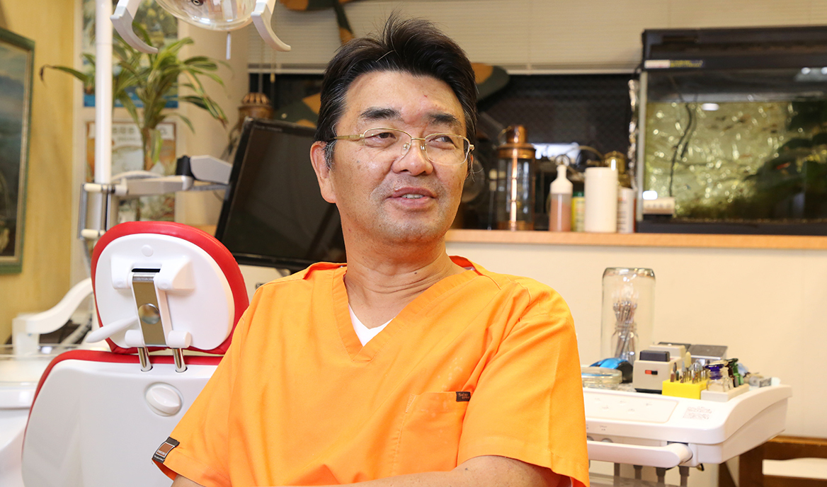 堀田	 博史	 院長