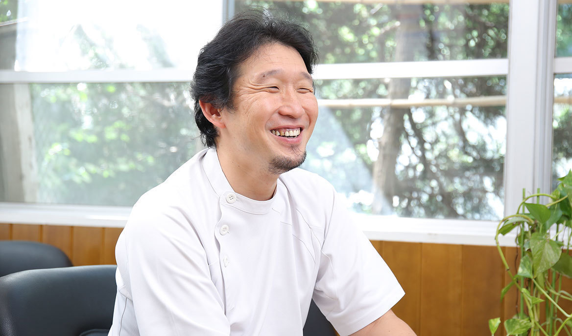 小川 仁史 院長