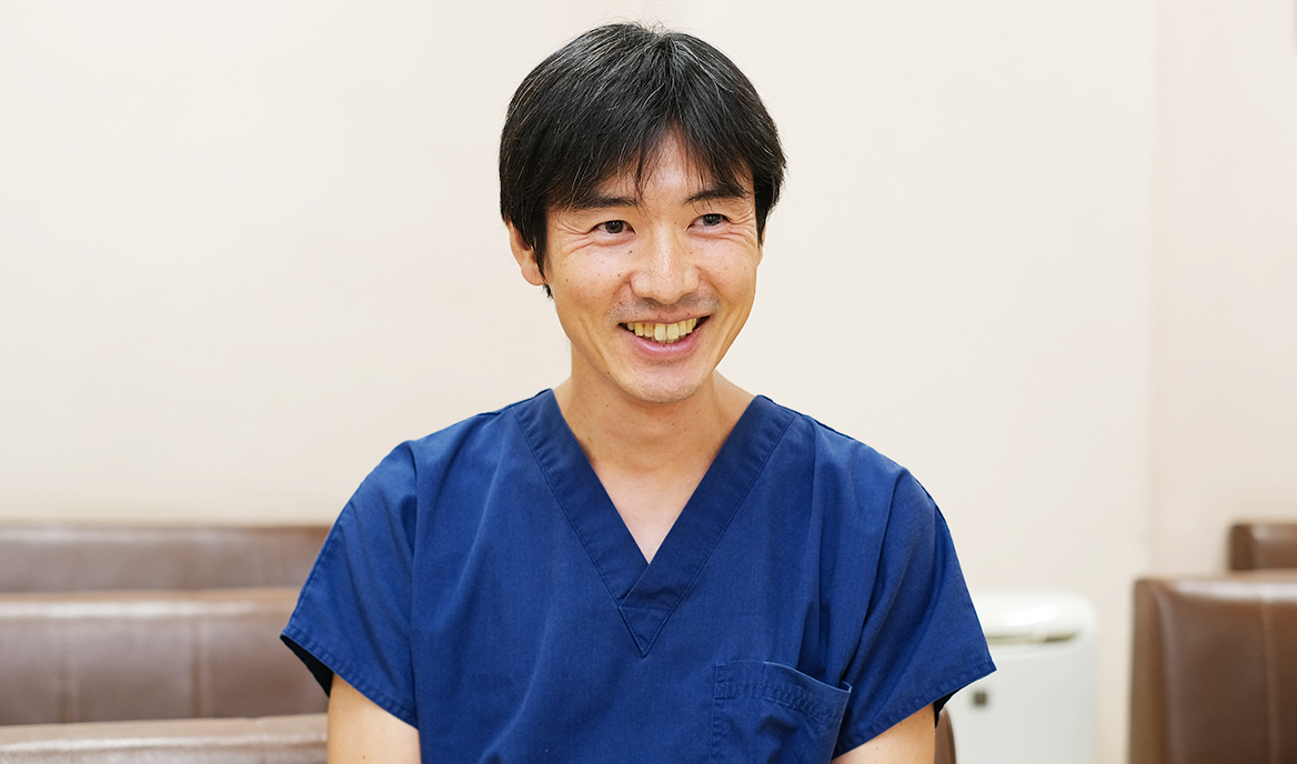岩井信策副院長 岩井皮フ科