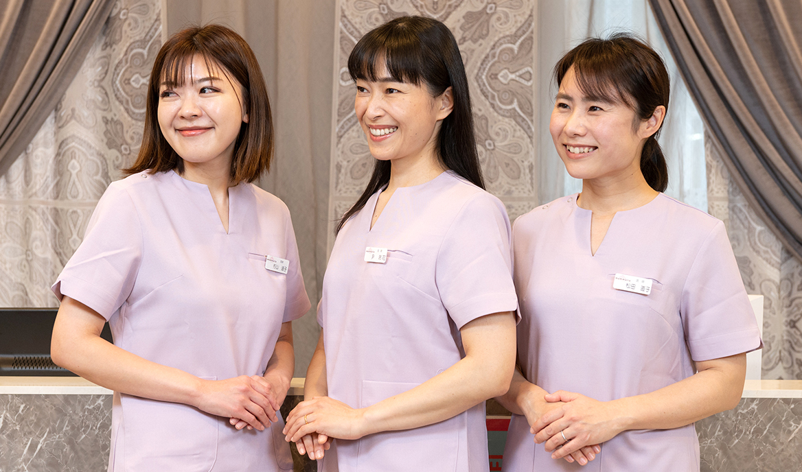 尹 玲花 院長、杉山 迪子 先生、松田 直子 先生