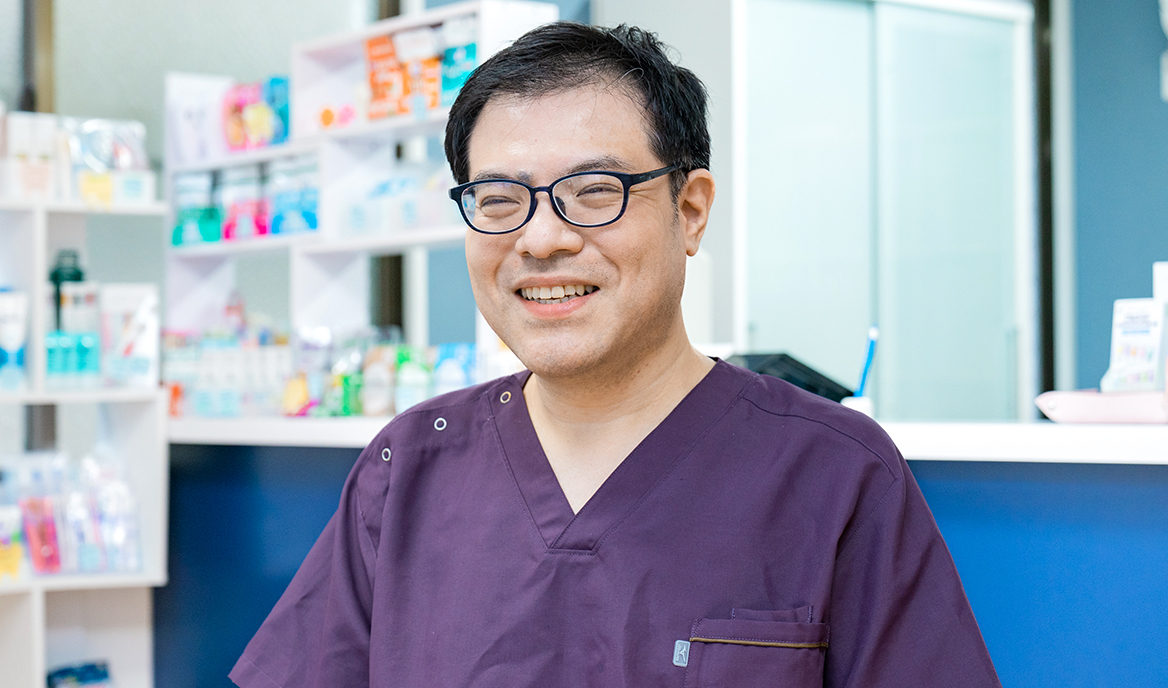 木通 敏文 院長