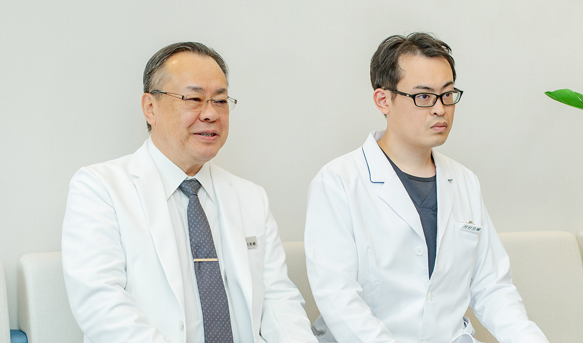 河村 英輔 院長、河村 浩輔 副院長