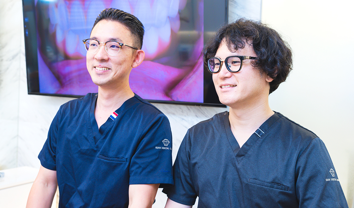 荒木泰博理事長、西川侑院長 リアム歯科クリニック東大島