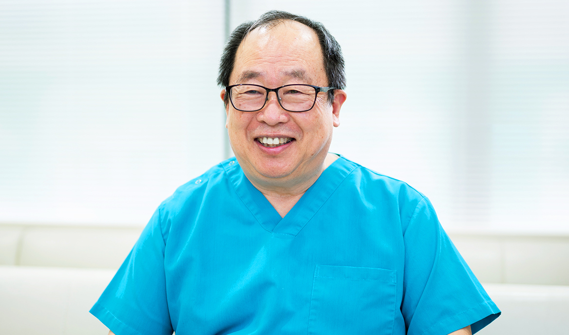 村岡 光久 院長