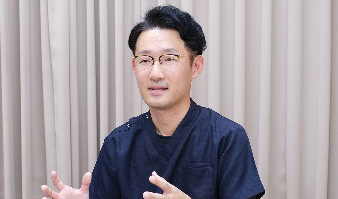 外山 裕志 院長