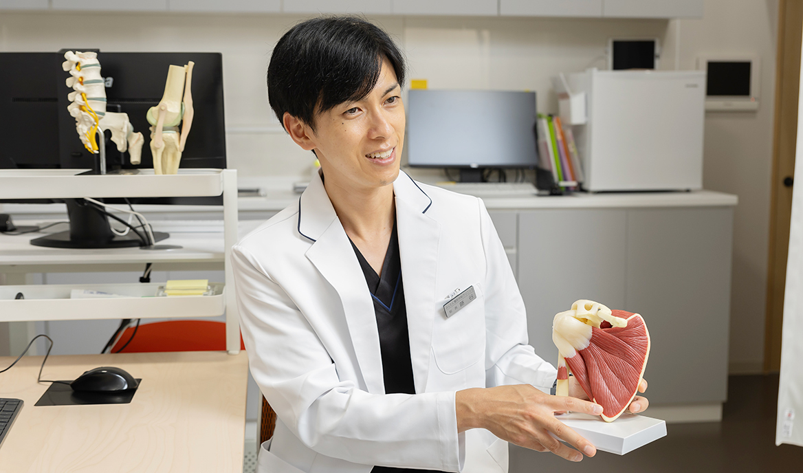 藤谷 晃亮 院長