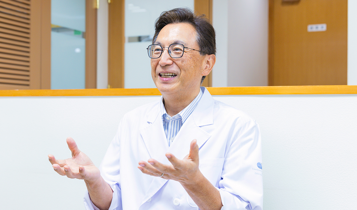 山下 巌 理事長