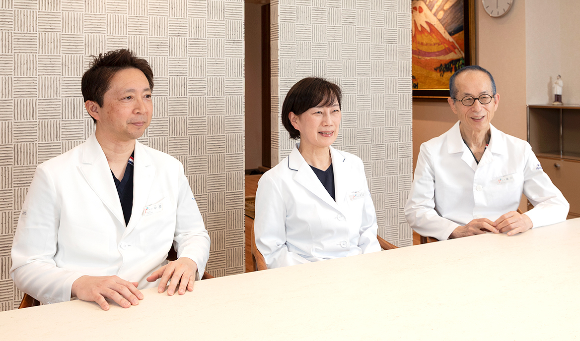 藤田 善史 院長、中茎 敏明 副院長、下江 千恵美 副院長