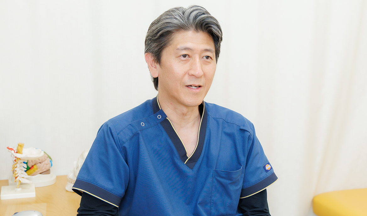 八尋 龍巳 院長