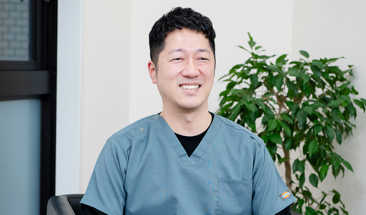 山根 秀章 院長