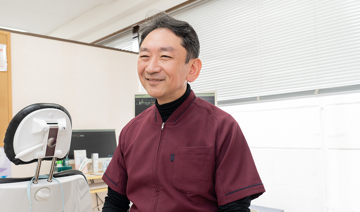 角田 智之 院長