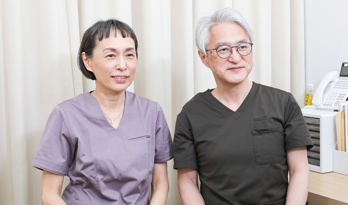 小泉 岐博 院長、馬場 真木子 先生