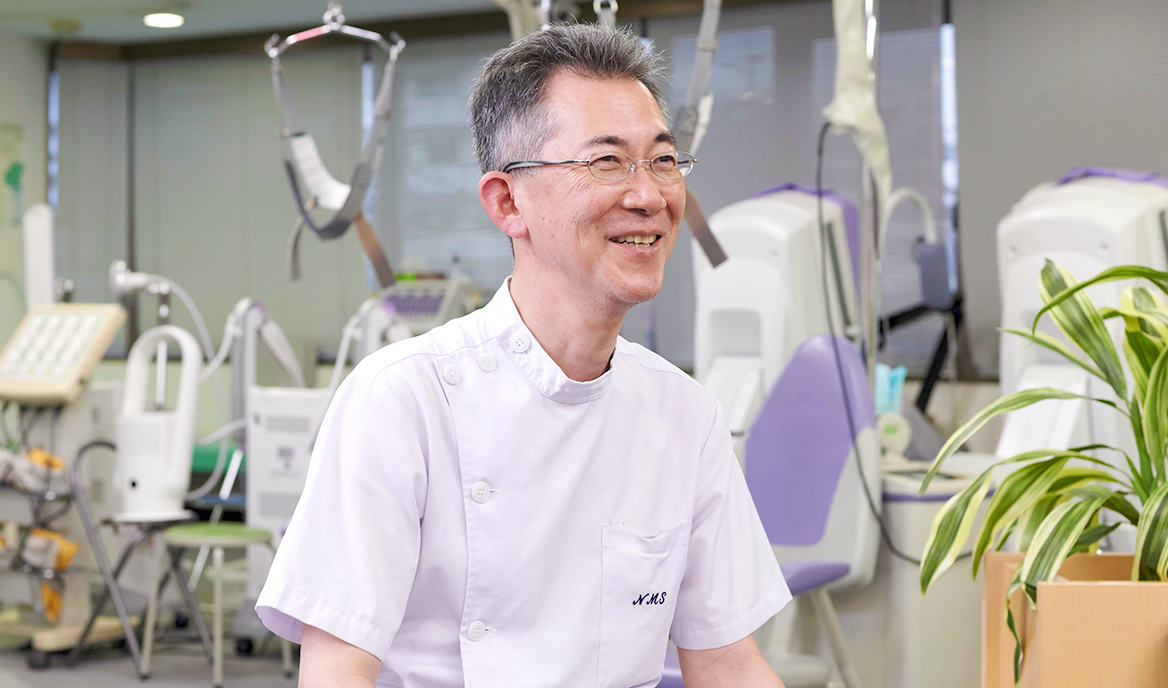 小林 薫 院長