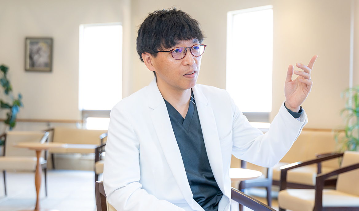 安藤 大樹 院長