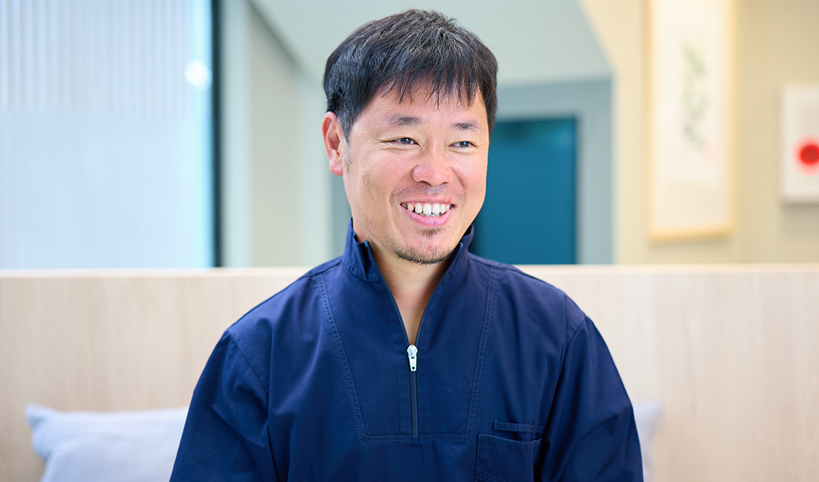 秋川泰三院長 こどもおとな歯科 藤が丘