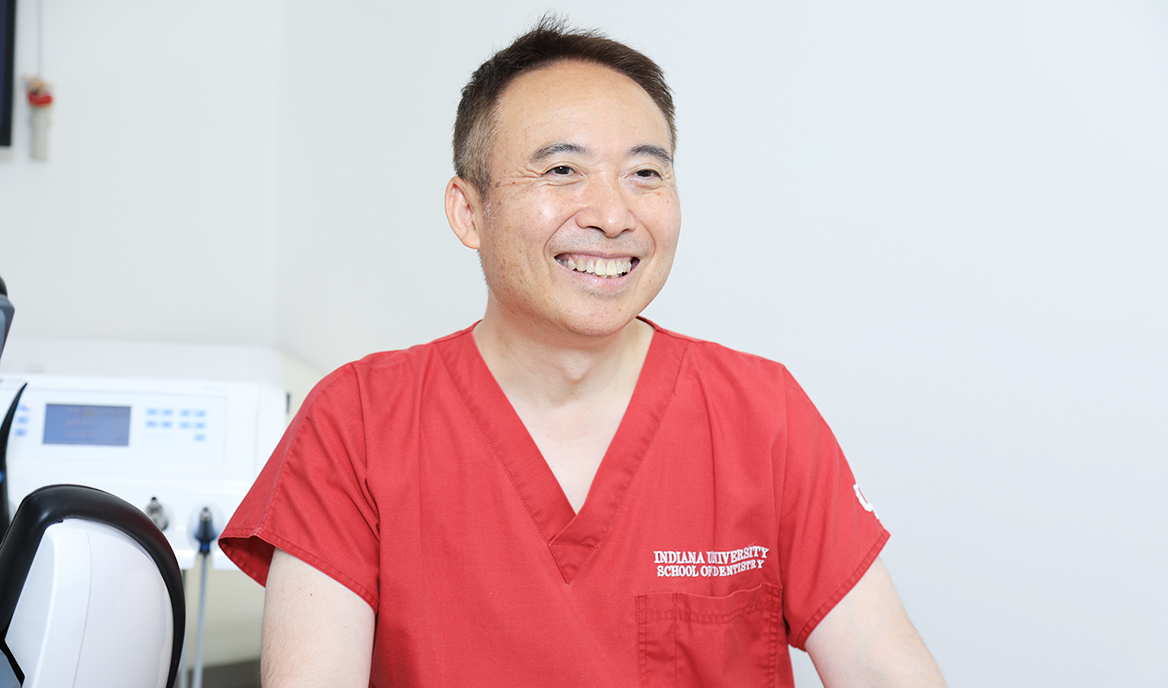 鈴木 睦人 院長