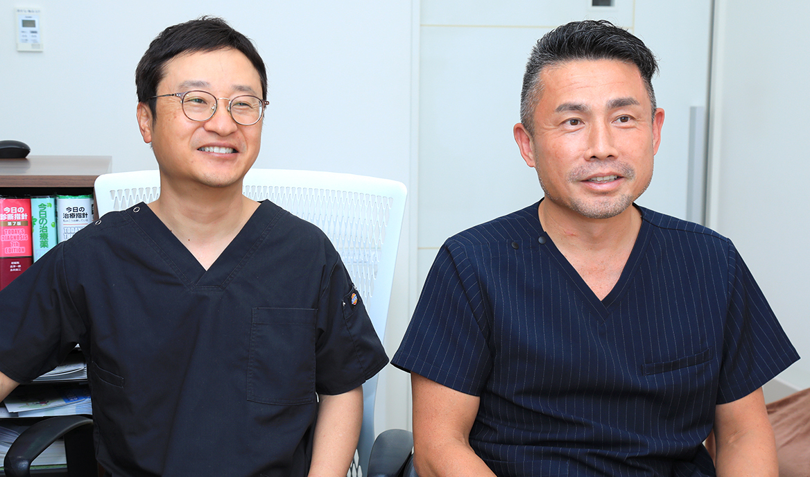 竹谷 昌直 院長、深谷 俊介 先生