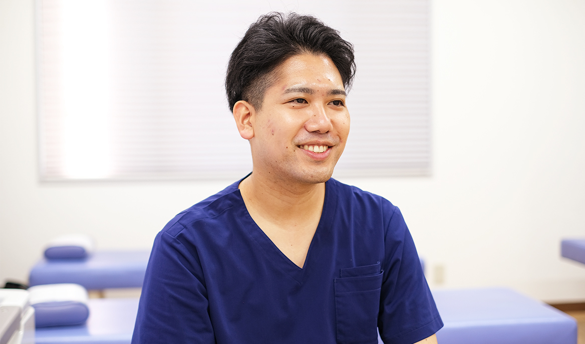 名嘉真信院長 多摩しゅくがわら整形外科