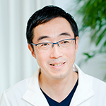伊東 靖人 院長