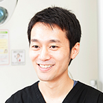 山内 敬士 院長