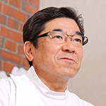 小川 哲史 院長