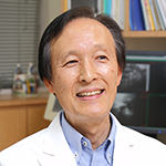 府川 俊彦 院長