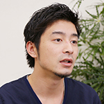 荒川 太郎 院長