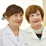 三間 由美子 院長、大内 安佐子 理事長