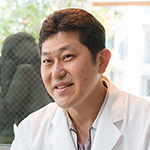大塚 崇志 院長