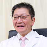 栗栖 純穂 院長