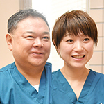鈴木 啓元 院長、萬田 佑唯 先生