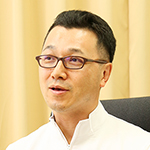 高橋 信雄 院長