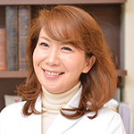 青木 亜紀子 院長