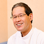 伊従 秀章 院長