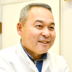 高橋 治好 院長