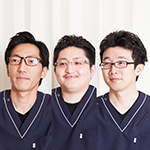 田中 孟 院長、田嶌 慶二 先生、向井 康尊 先生
