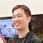 吉廻 慎 院長