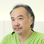 松茂 芳紀 院長