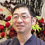 松井 徳彦 理事長