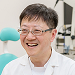 石岡 薫 院長