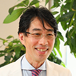 服部 伊太郎 院長
