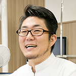 安田 篤史 院長