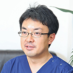 岡 彰 院長